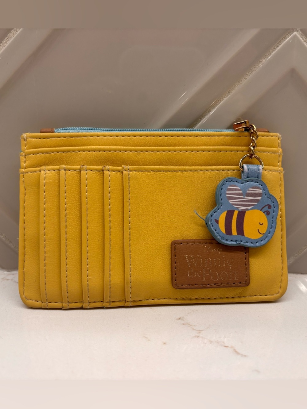 Disney Winnie the Pooh Zip Wallet